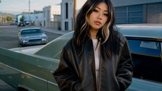 Beabadoobee Shines with New Album 'Pylon' Featuring Iconic Collaborations | play